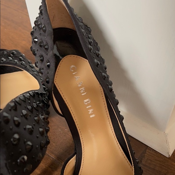 Black Studded Pumps - Picture 4 of 4